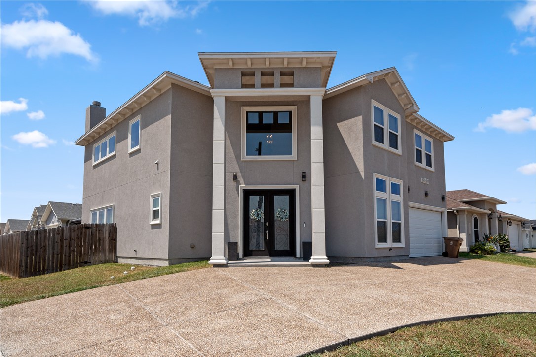 8137 Berenstain Dr Property Photo 1