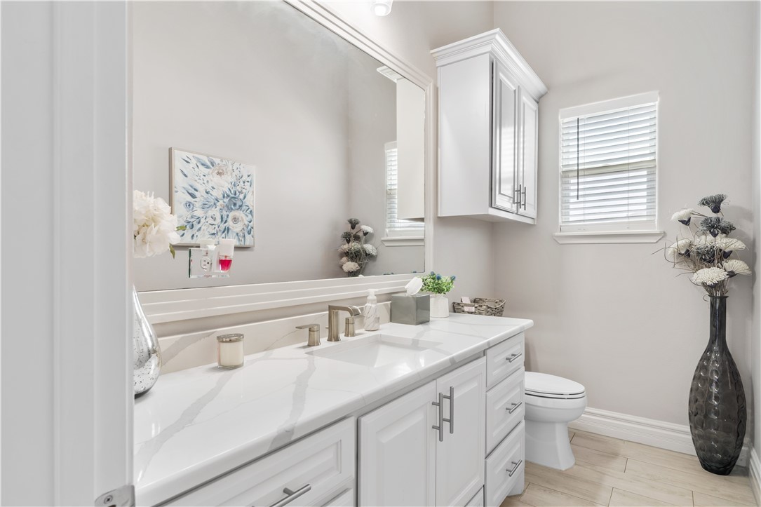 8137 Berenstain Dr Property Photo 7