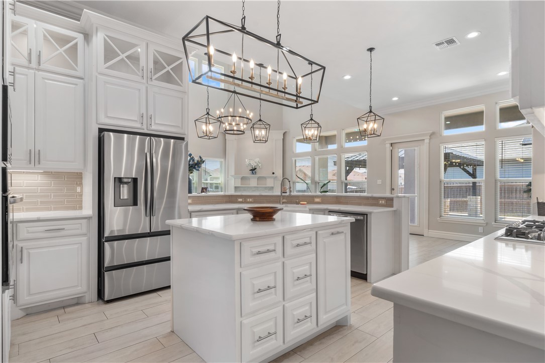 8137 Berenstain Dr Property Photo 17