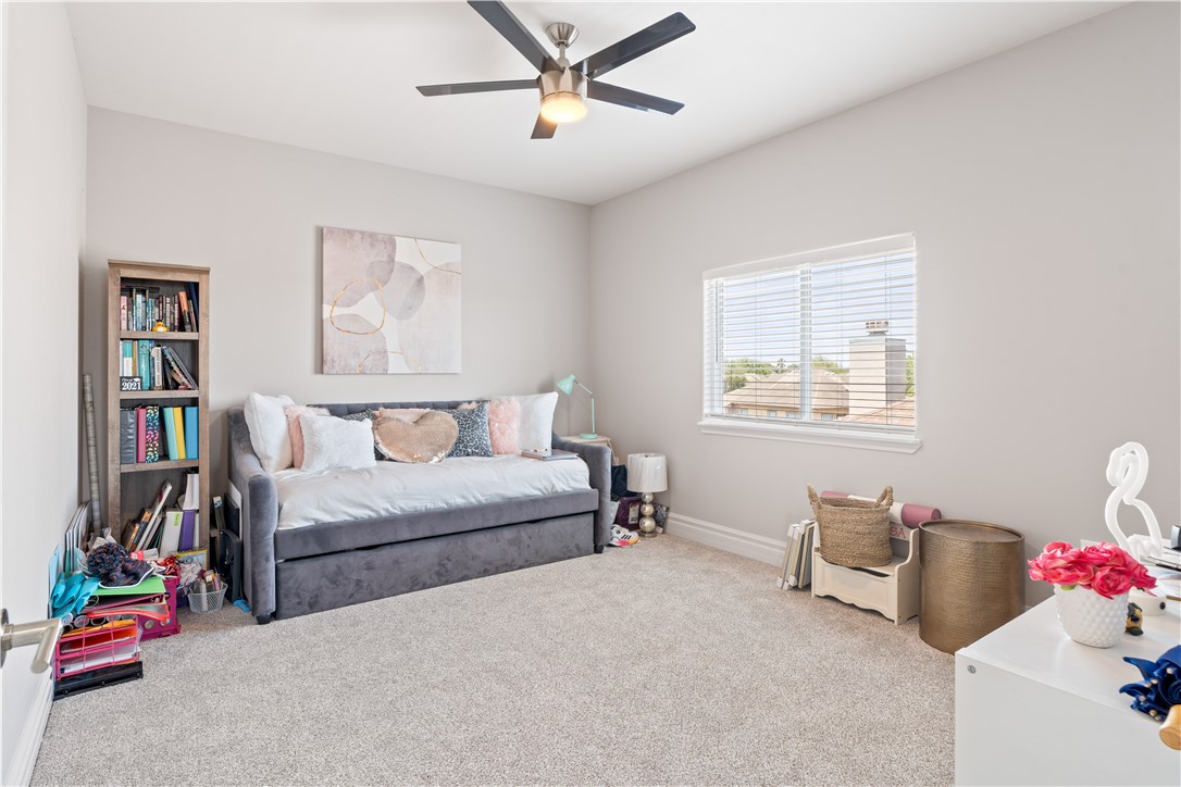 8137 Berenstain Dr Property Photo 30