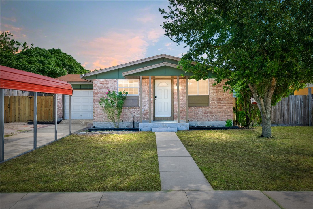 418 Antares Dr Property Photo 1