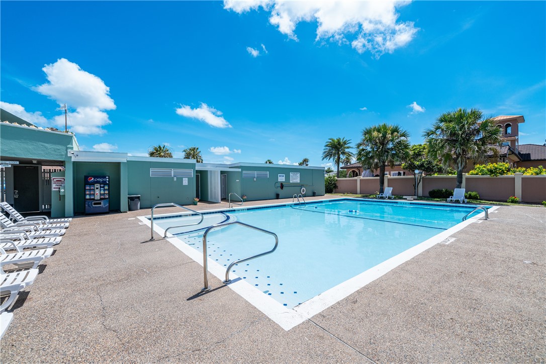 14300 Aloha St 135 Property Photo 32