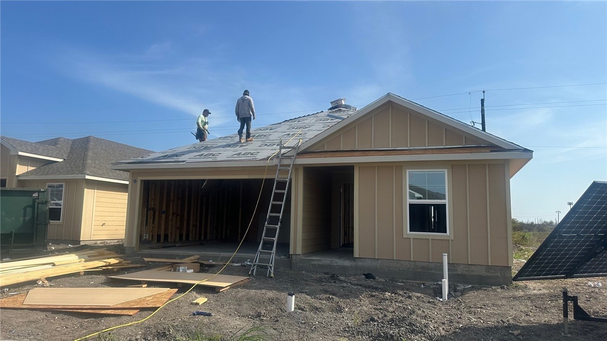 1805 Osbert Nelly Dr Property Photo 4