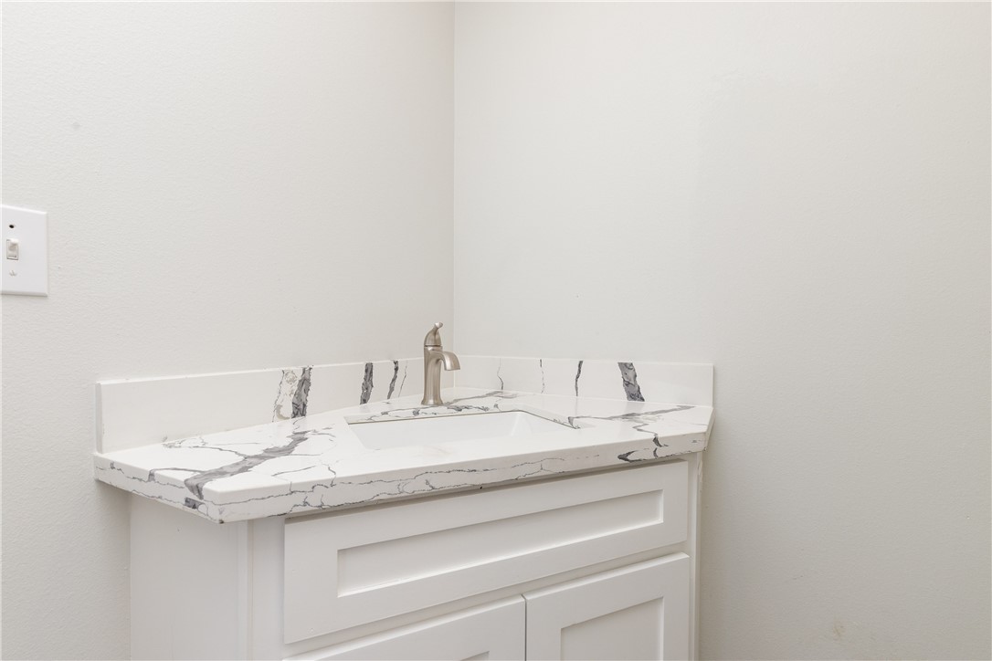 3957 Callicoatte Property Photo 24