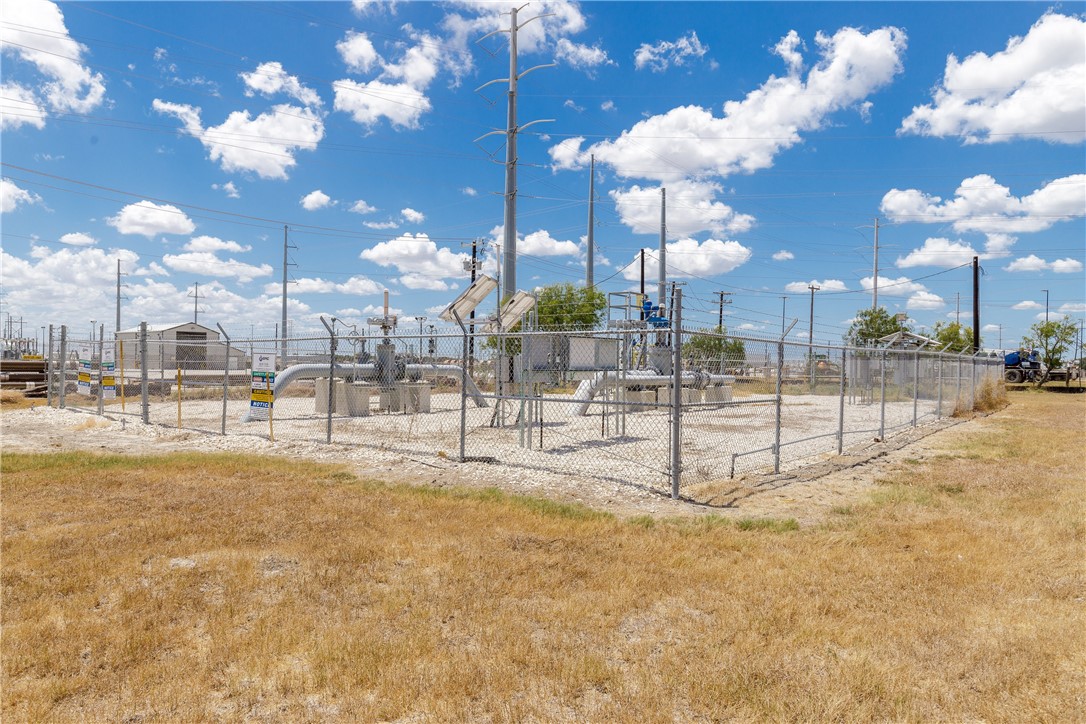 3957 Callicoatte Property Photo 32