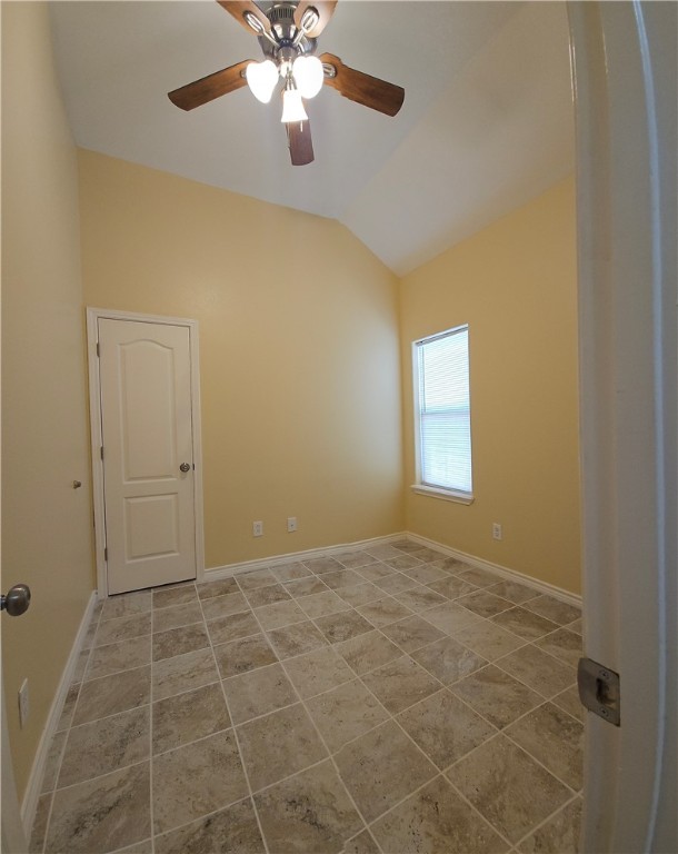 2565 Crestlea Dr Property Photo 26