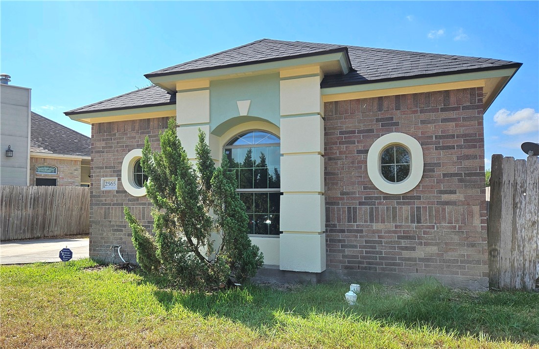 2565 Crestlea Dr Property Photo 34