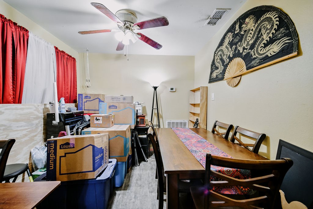 3003 Sunset Dr Property Photo 8