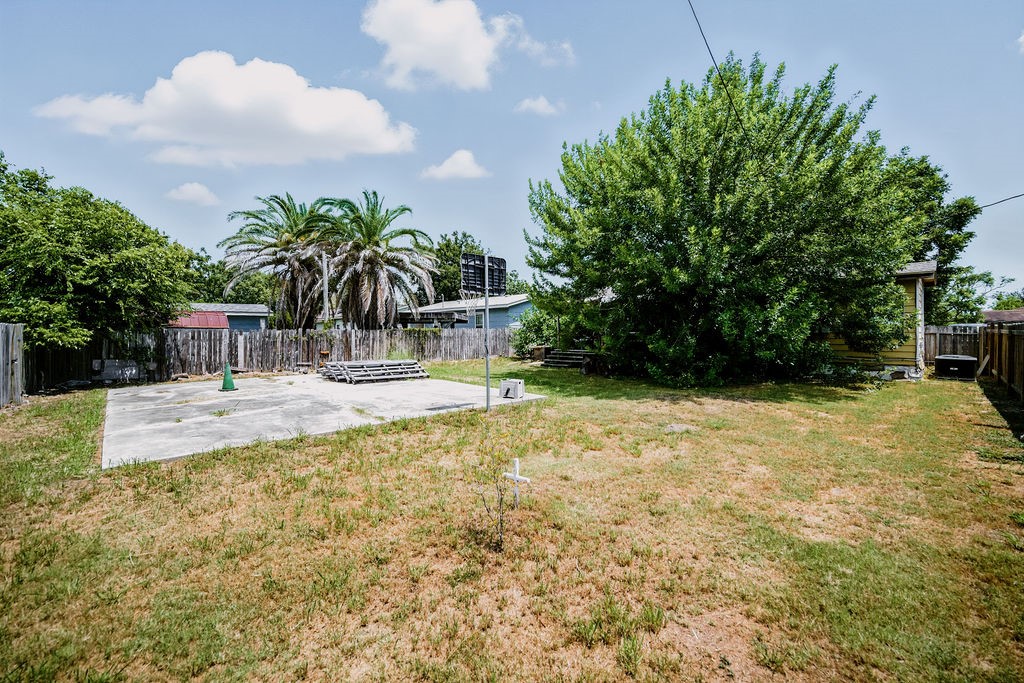 3003 Sunset Dr Property Photo 10