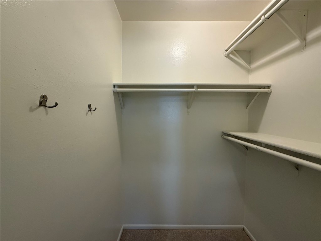 830 Cliff Dr 18 Property Photo 27