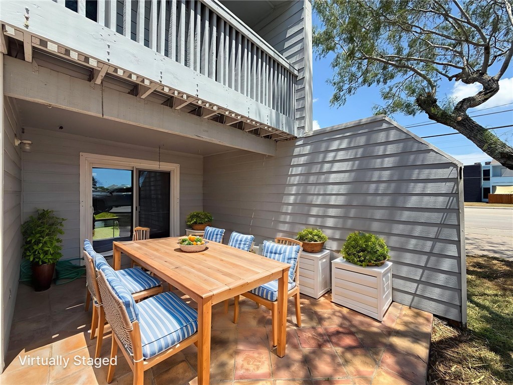 830 Cliff Dr 18 Property Photo 34