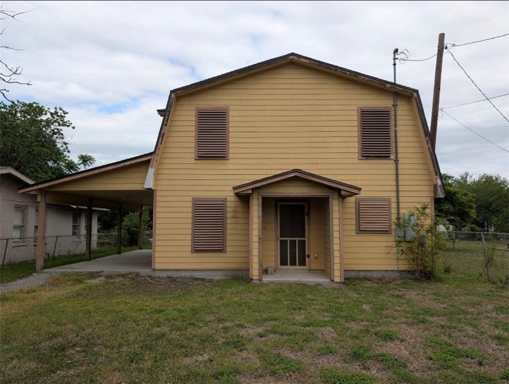 806 Louis Lynch Dr Property Photo 1