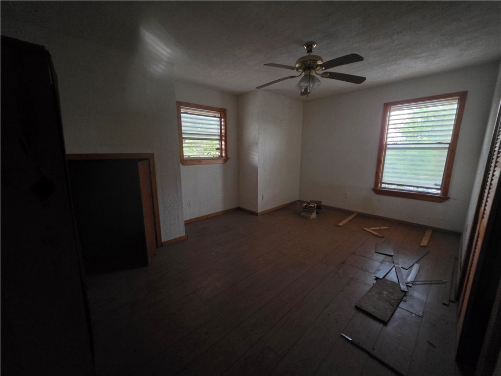 806 Louis Lynch Dr Property Photo 8