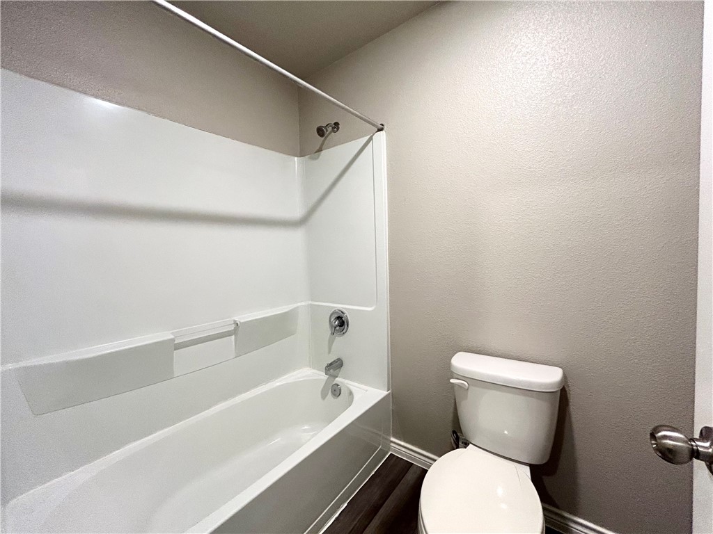 1341 Trent Park Property Photo 6