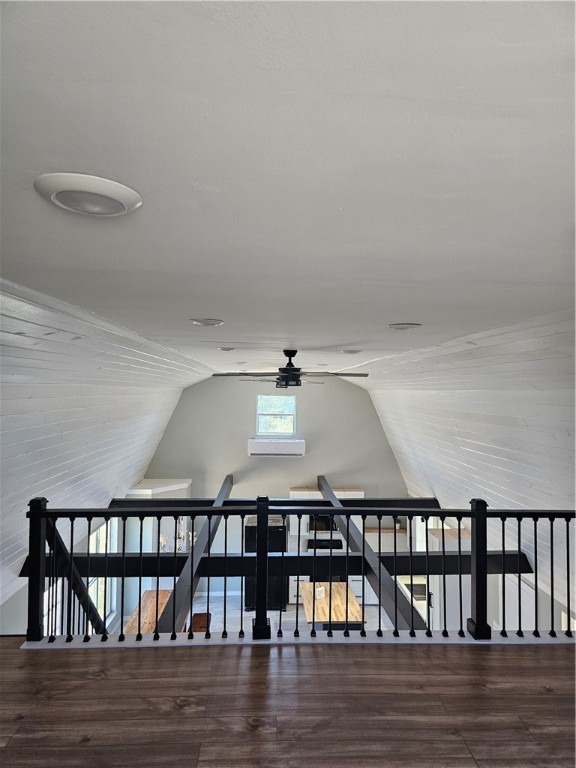 102 Clover Lane Property Photo 14