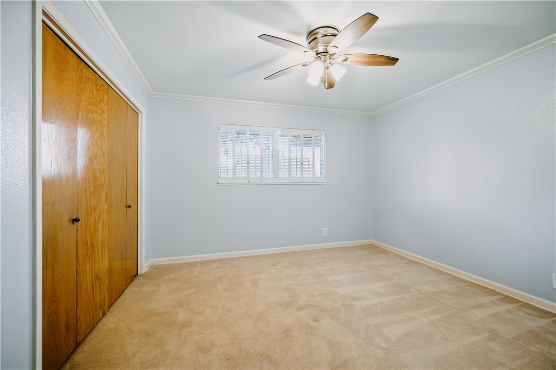 750 Bradshaw Dr Property Photo 18