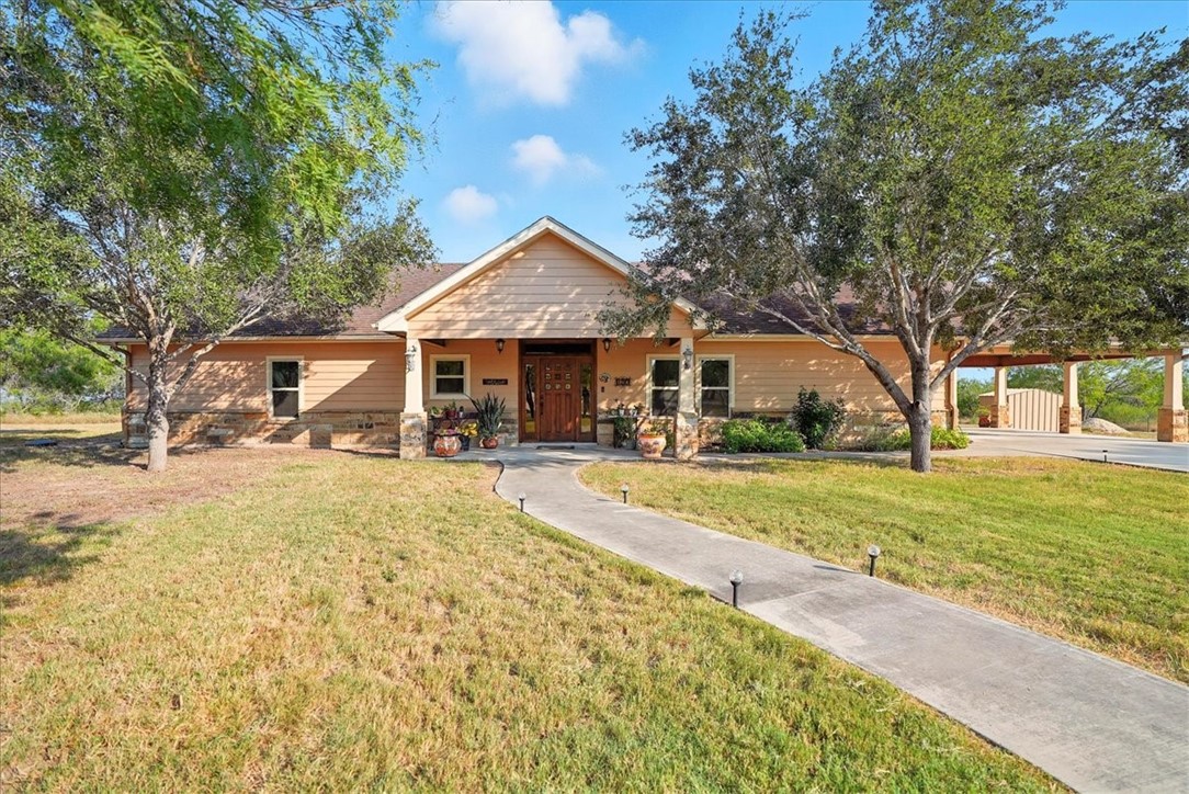 130 County Road 102 Property Photo 1