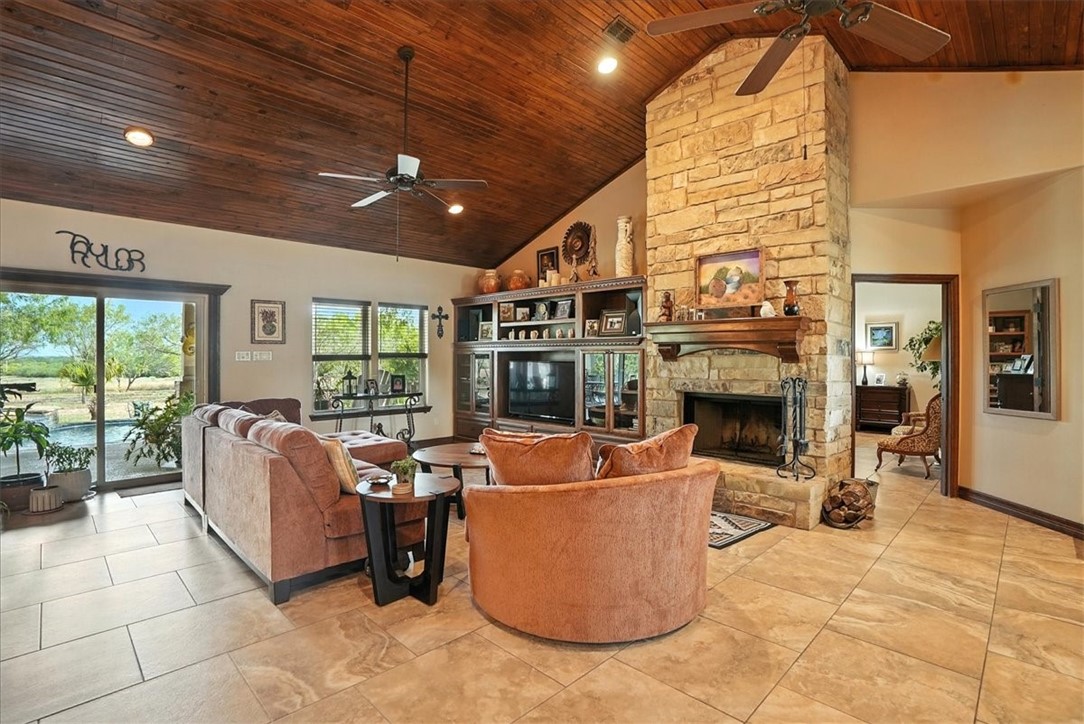 130 County Road 102 Property Photo 3