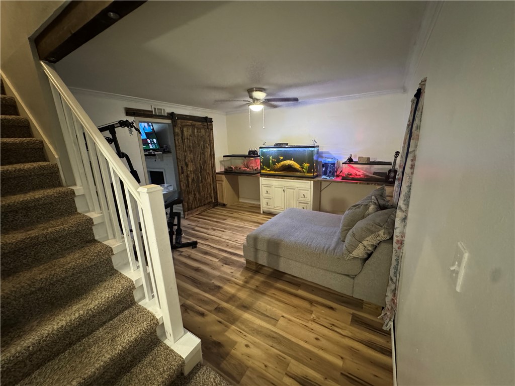 210 Pecos St Property Photo 10