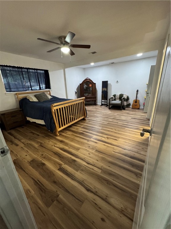 210 Pecos St Property Photo 13