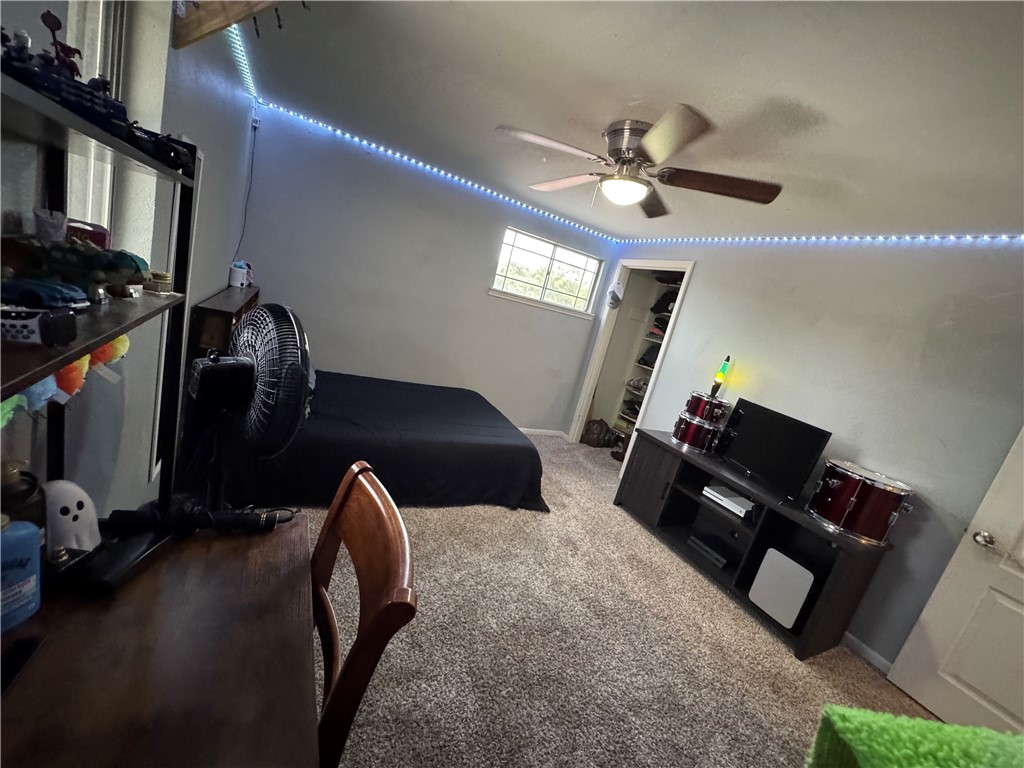 210 Pecos St Property Photo 19