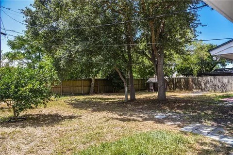 210 Pecos St Property Photo 33