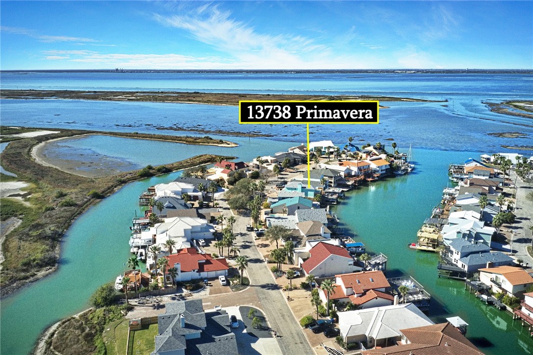 13738 Primavera Dr Property Photo 5