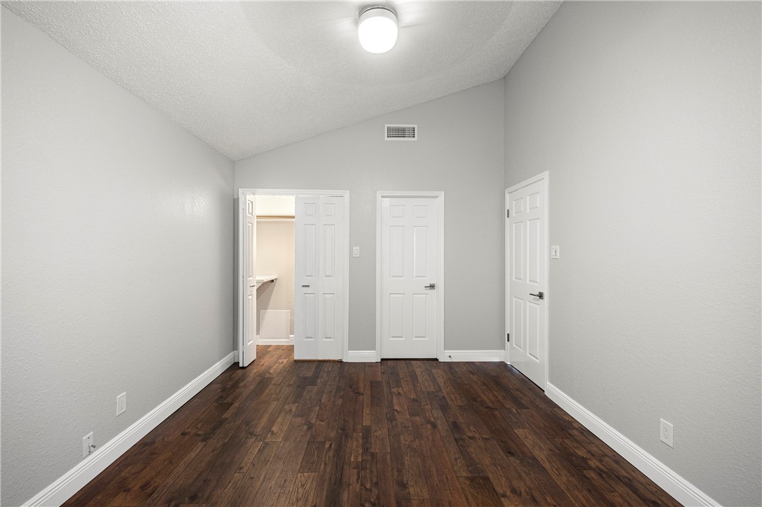 13738 Primavera Dr Property Photo 20