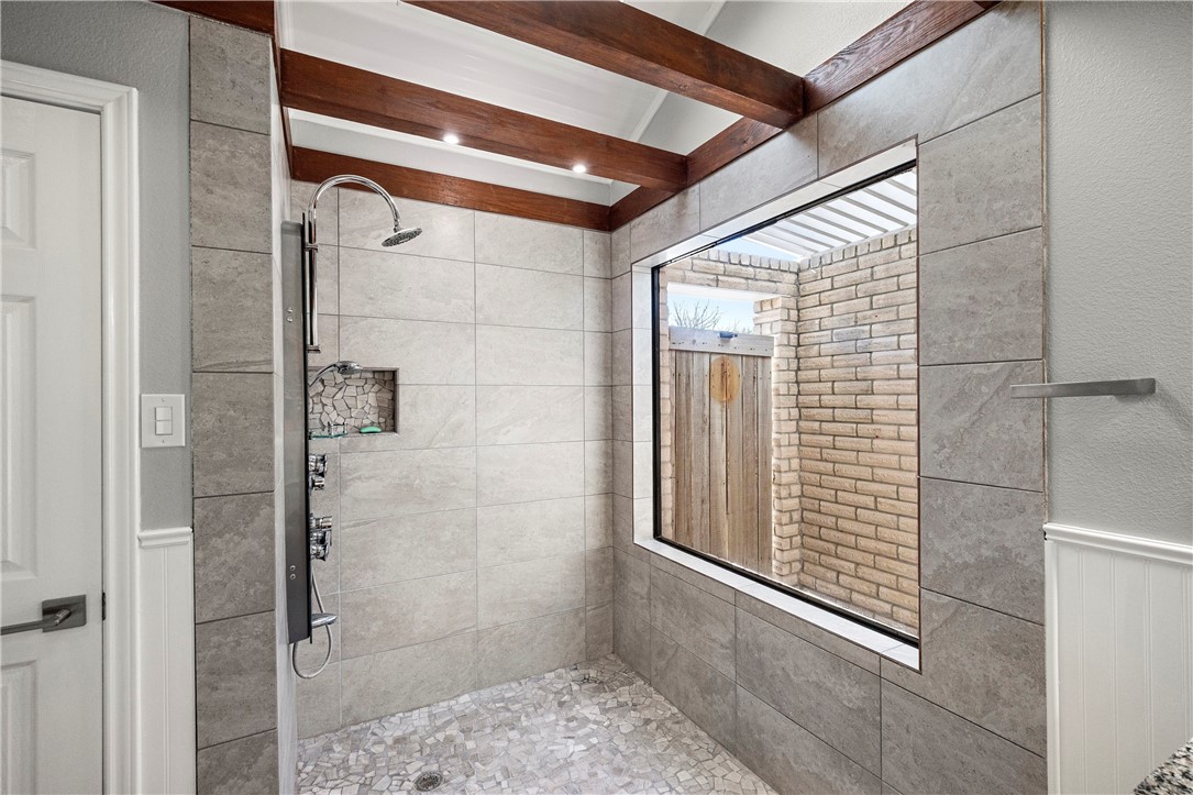13738 Primavera Dr Property Photo 25