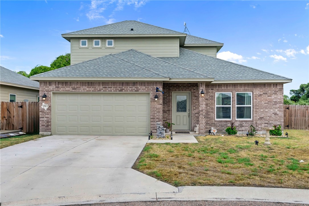 1513 Lisa Ann Dr Property Photo 2