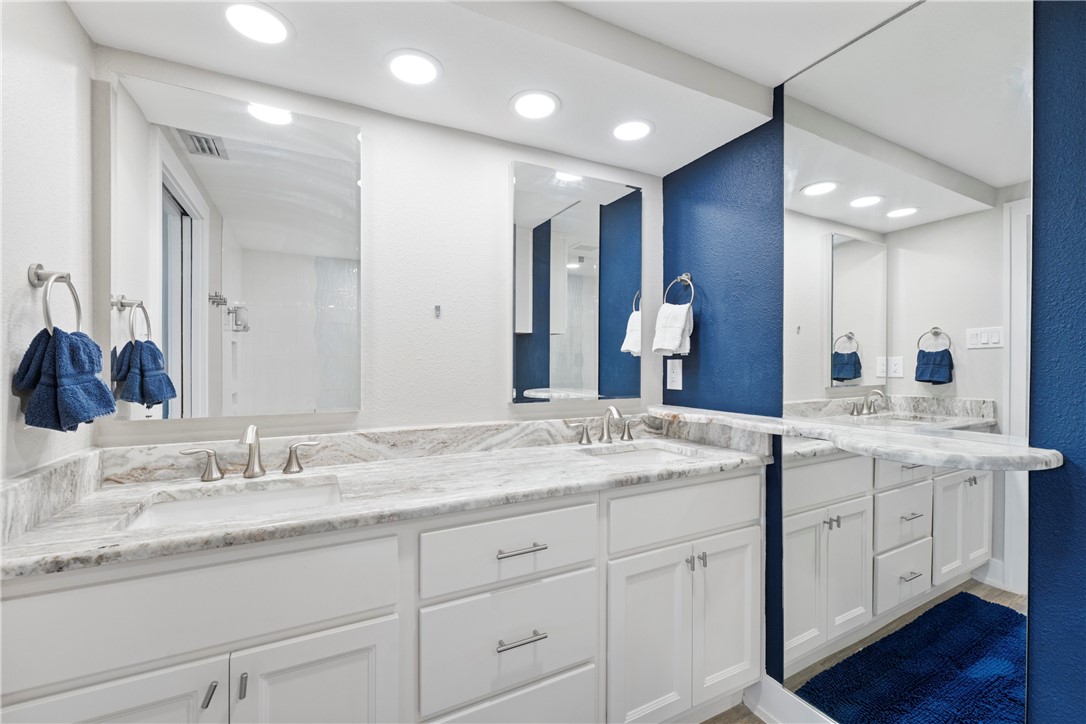 1000 Lantana Dr 209 Property Photo 23