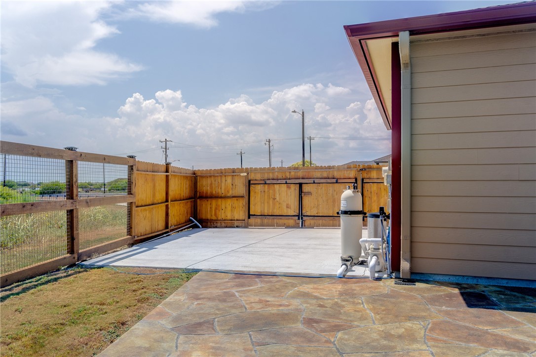 7609 Terrapin Dr Property Photo 21