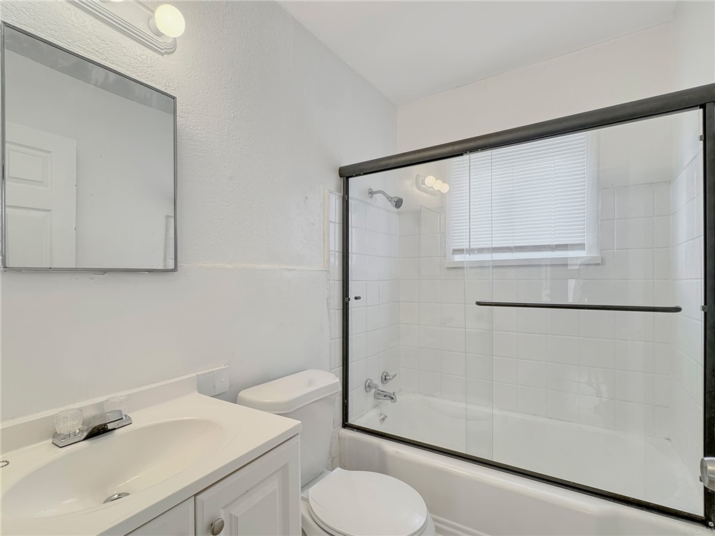 1112 6th St Property Photo 18