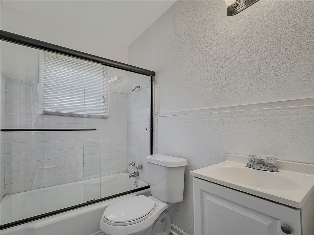 1112 6th St Property Photo 23