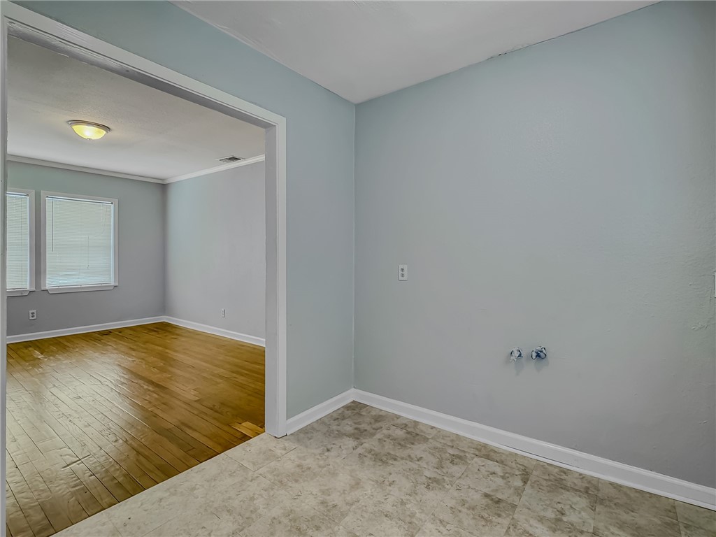 1112 6th St Property Photo 26