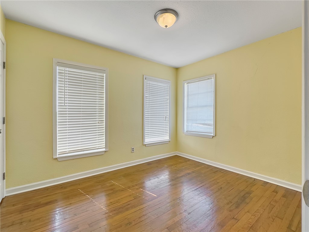 1112 6th St Property Photo 27