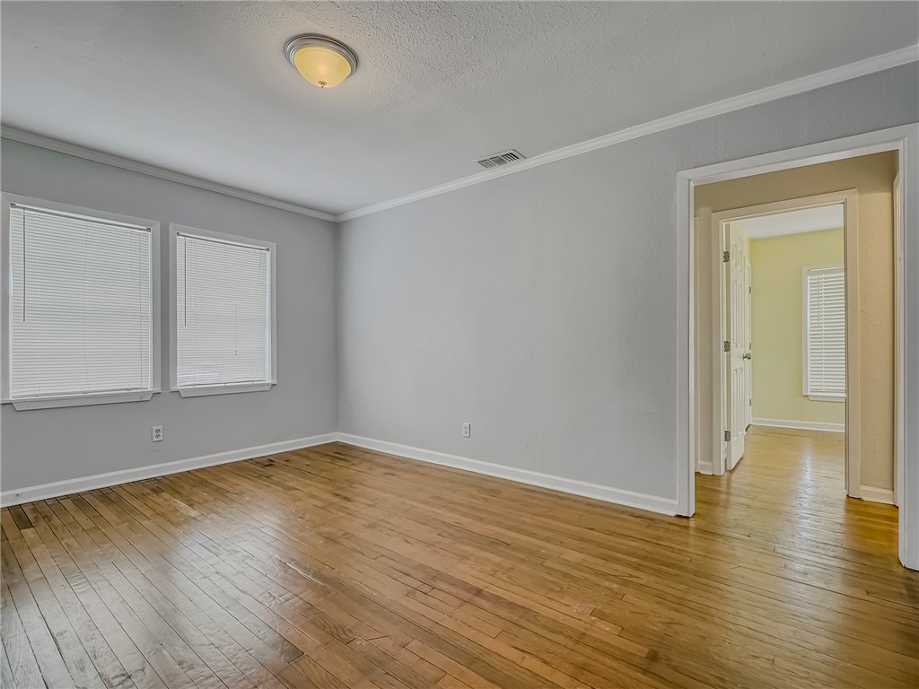 1112 6th St Property Photo 31