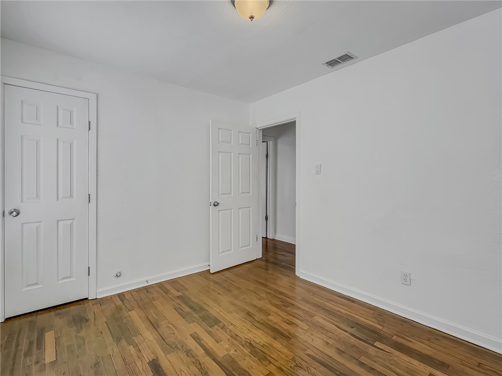 1112 6th St Property Photo 33