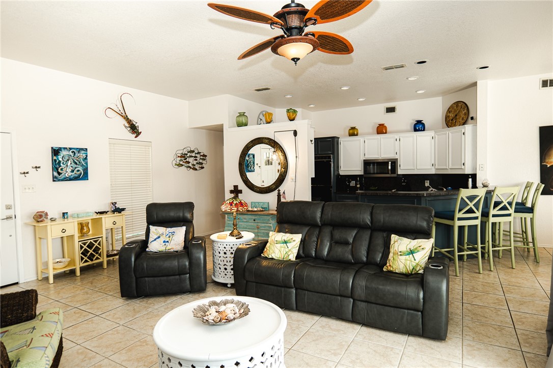 13849 Doubloon St Property Photo 4