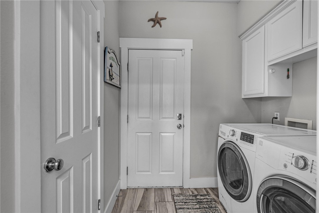 13637 Catamaran Dr Property Photo 14