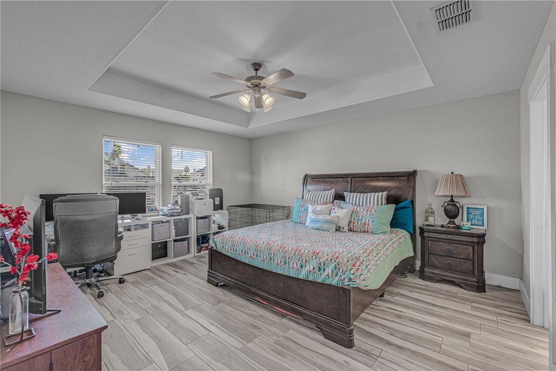 13637 Catamaran Dr Property Photo 15