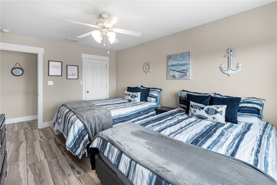 13637 Catamaran Dr Property Photo 24