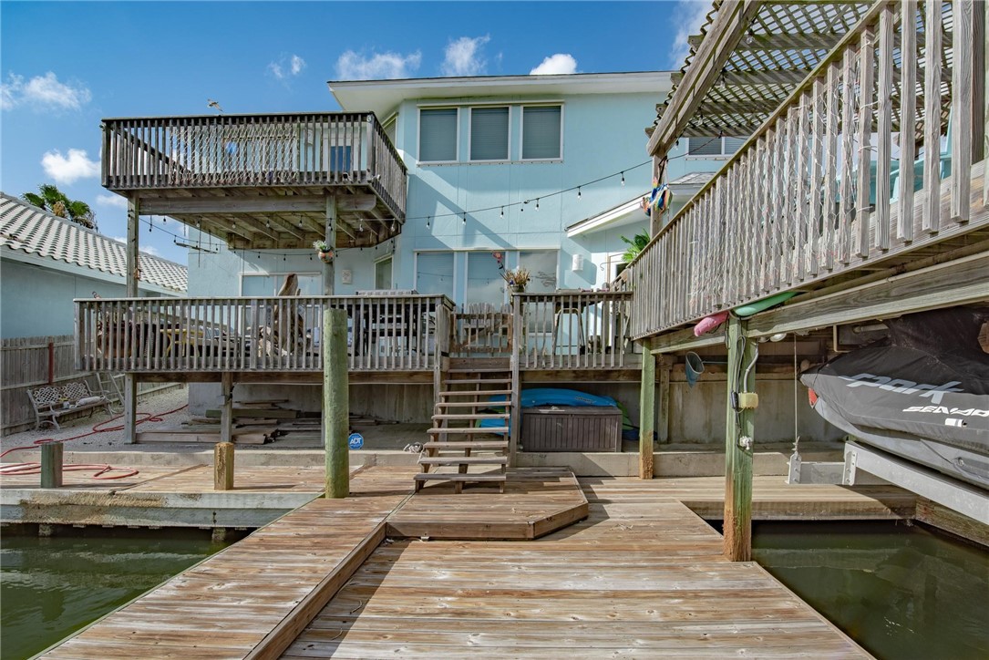 13637 Catamaran Dr Property Photo 33