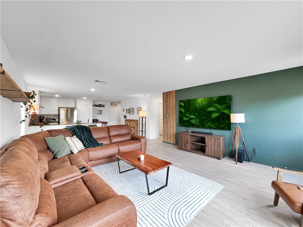 2742 Winterfell St Property Photo 8