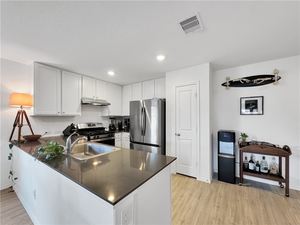 2742 Winterfell St Property Photo 11