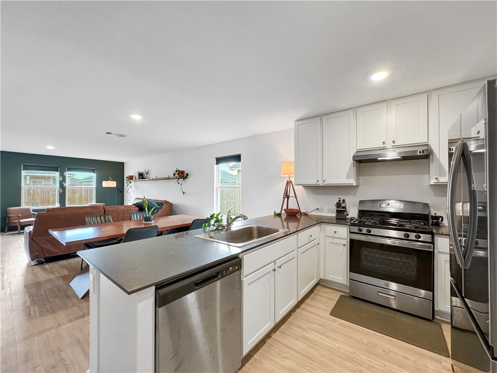 2742 Winterfell St Property Photo 12