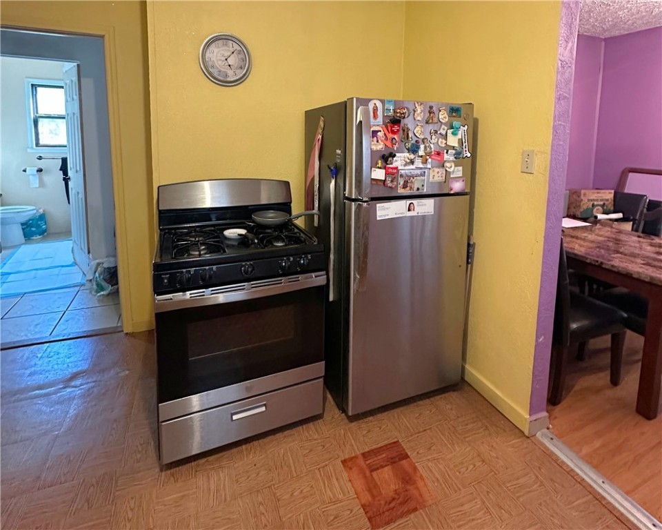 4946 Brandesky Dr Property Photo 6