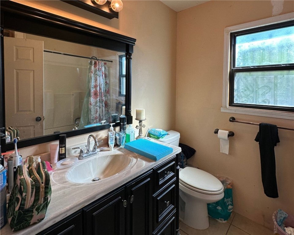 4946 Brandesky Dr Property Photo 9