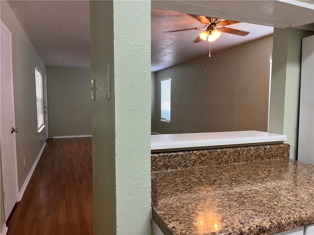 1408 Moore Ave B Property Photo 20