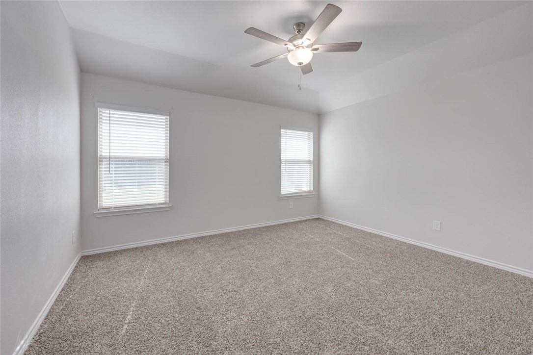 2682 Excelsior Blvd Property Photo 11